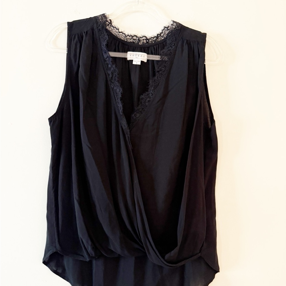 Velvet By Graham And Spencer Lace Trim Crossover Top - Picture 3 of 7